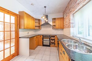 Kitchen- click for photo gallery